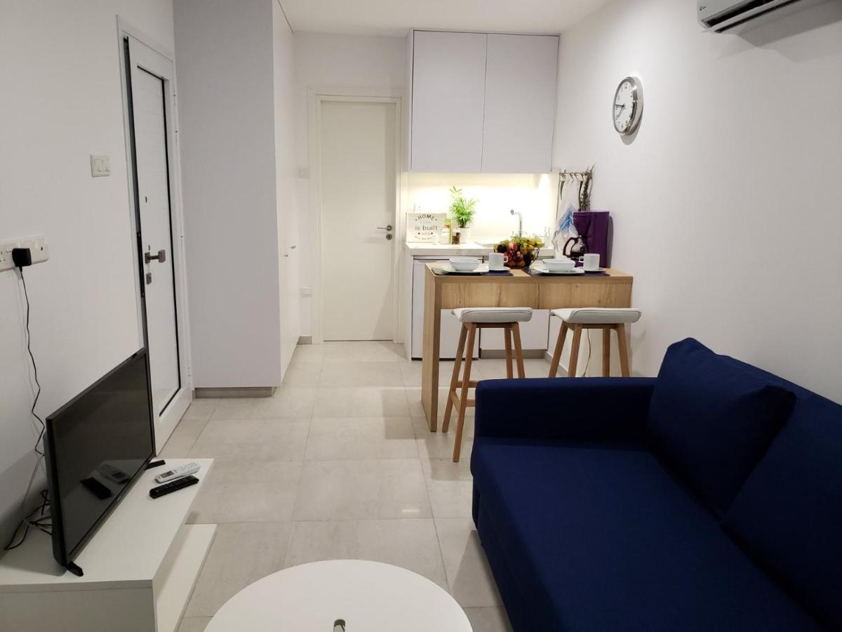 Modern & Cozy Studio W/ Backyard Near City Center Limassol Exterior foto