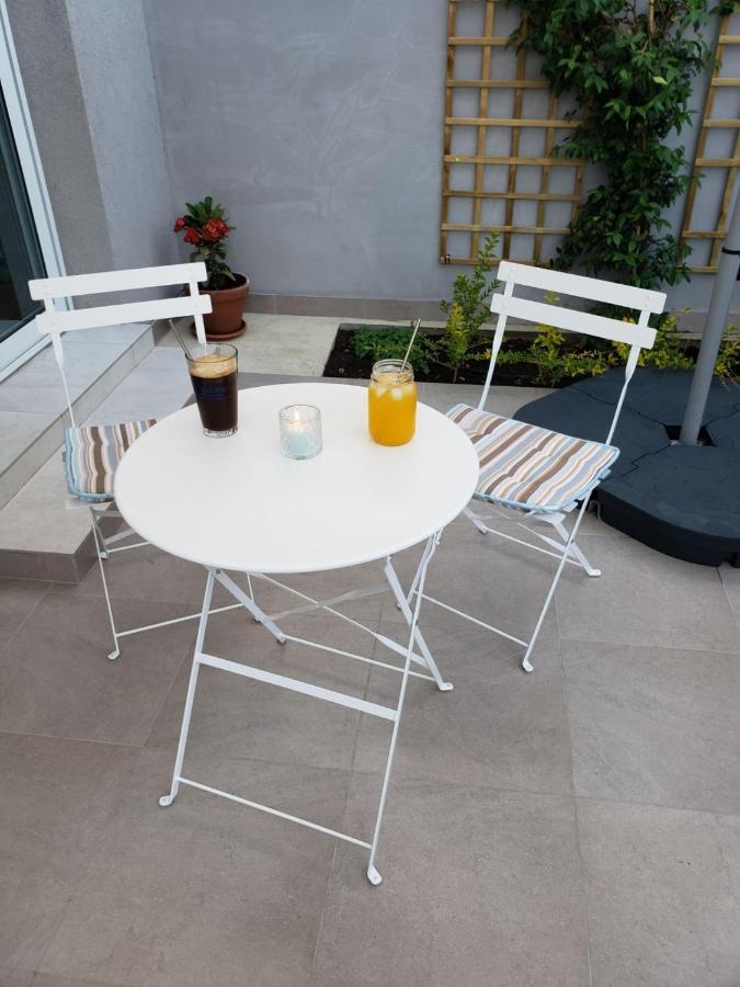 Modern & Cozy Studio W/ Backyard Near City Center Limassol Exterior foto